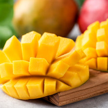 Load image into Gallery viewer, R2E2 Mango sliced in cubes
